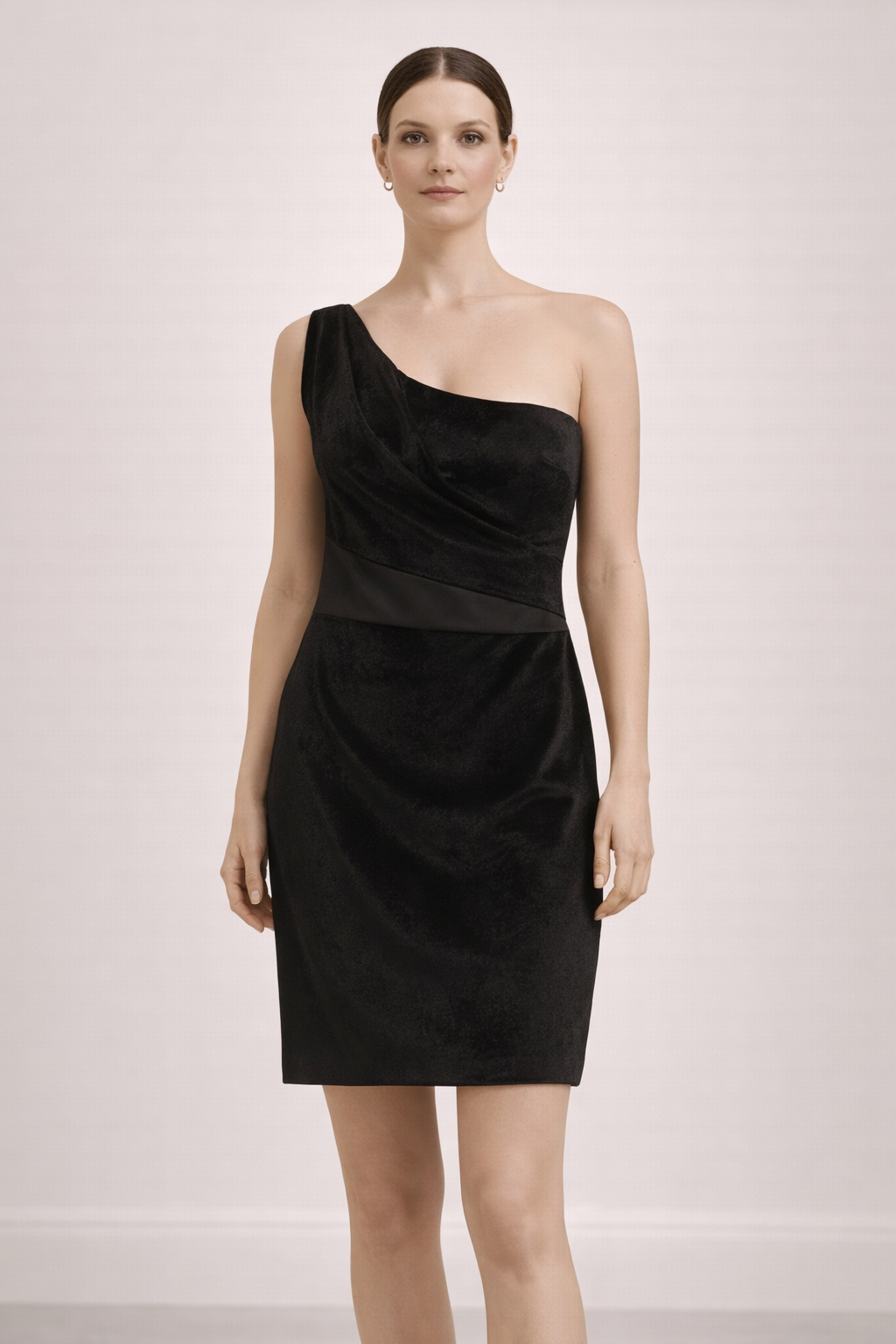Abito Monospalla Nero Elegante – Cristina Effe