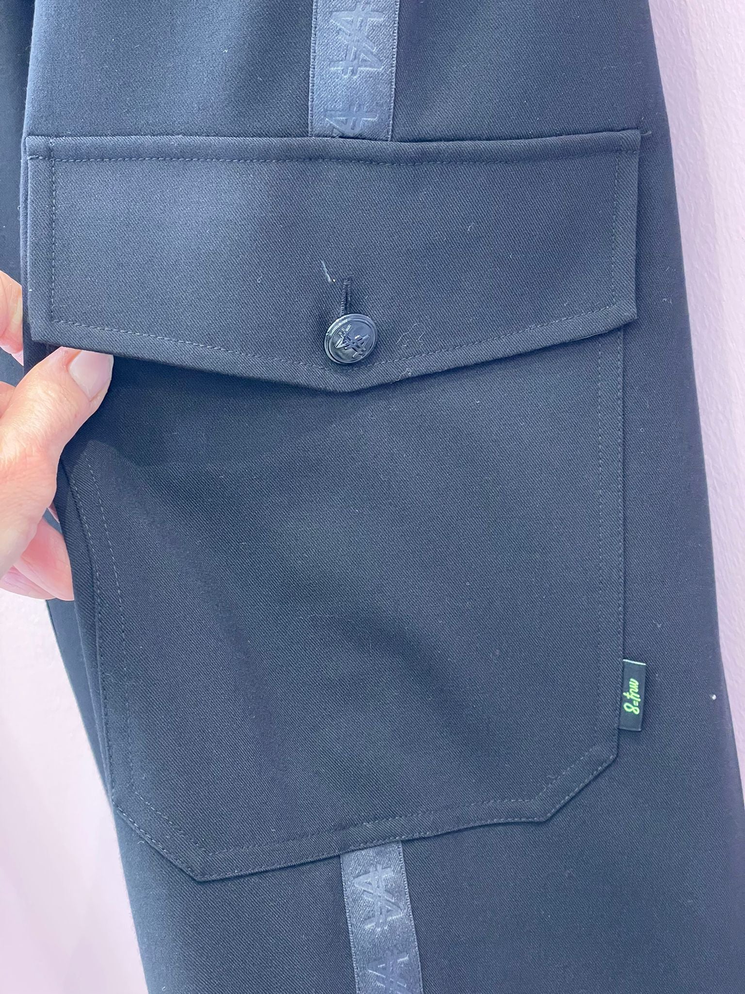 Pantalone nero largo con tasconi Twinsett ACTITUDE