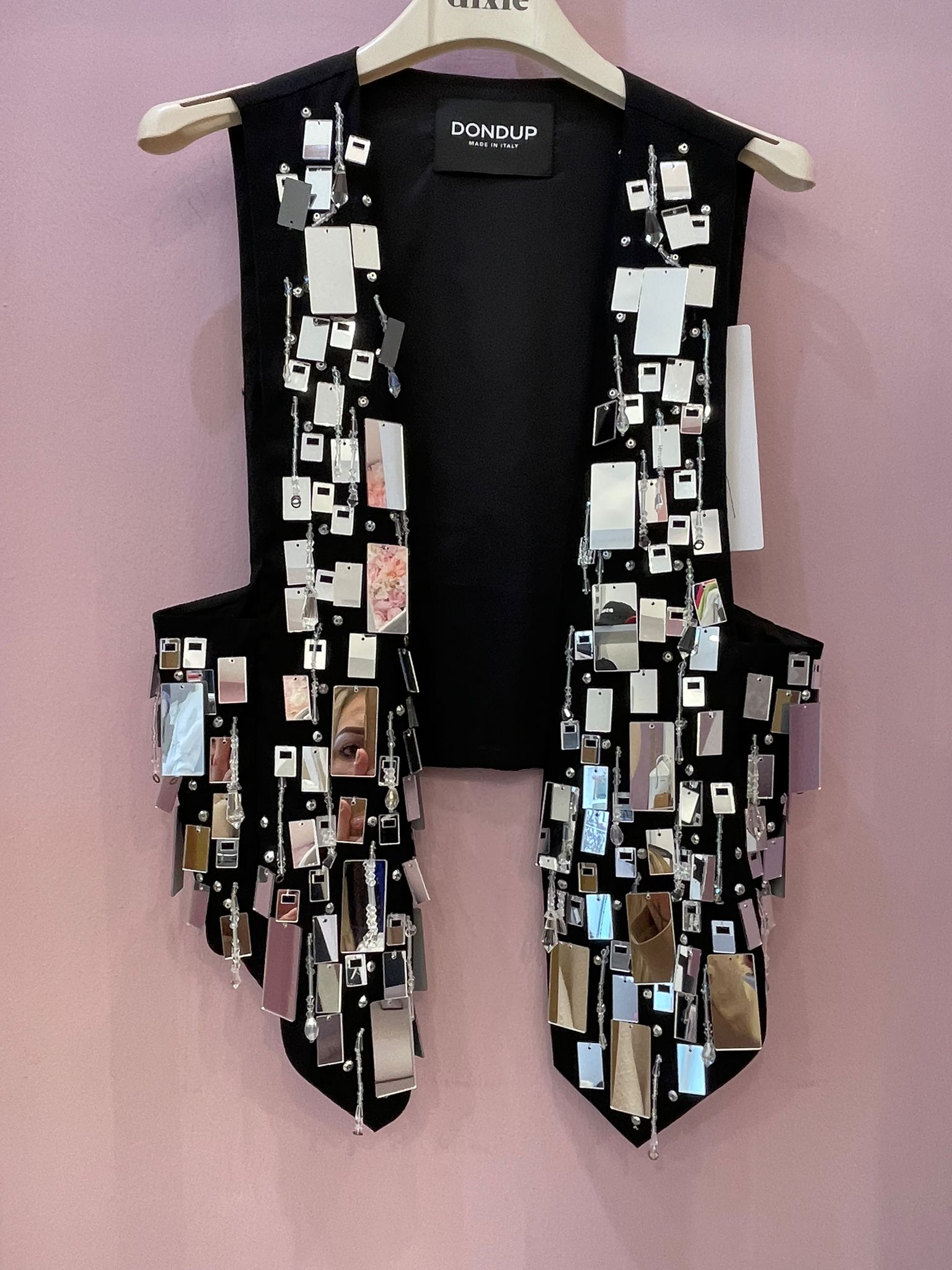 Gilet Dondup nero dal design distintivo