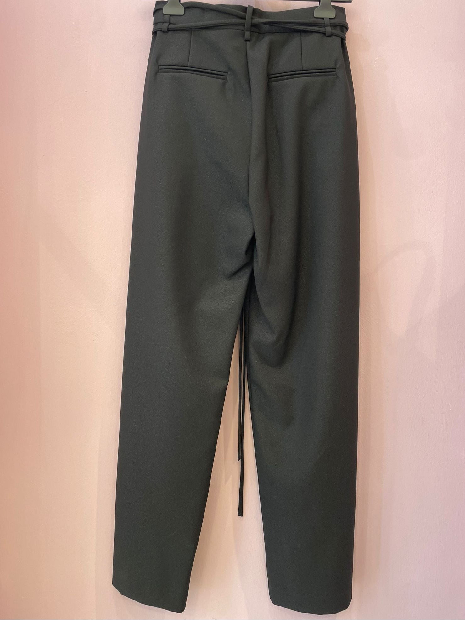 Pantalone nero  ELEH
