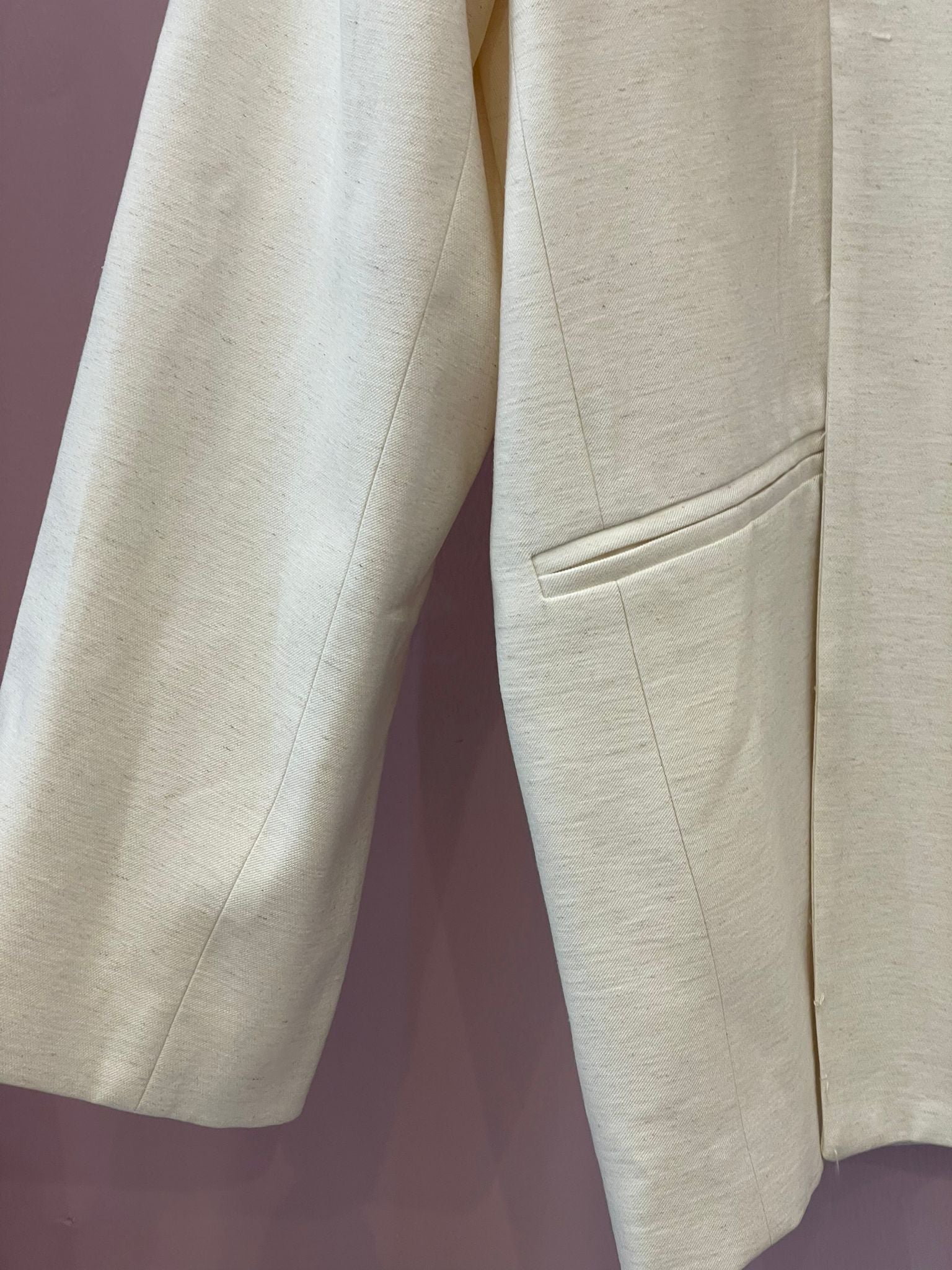 Blazer EHLE  oversize con collo rimovibile panna