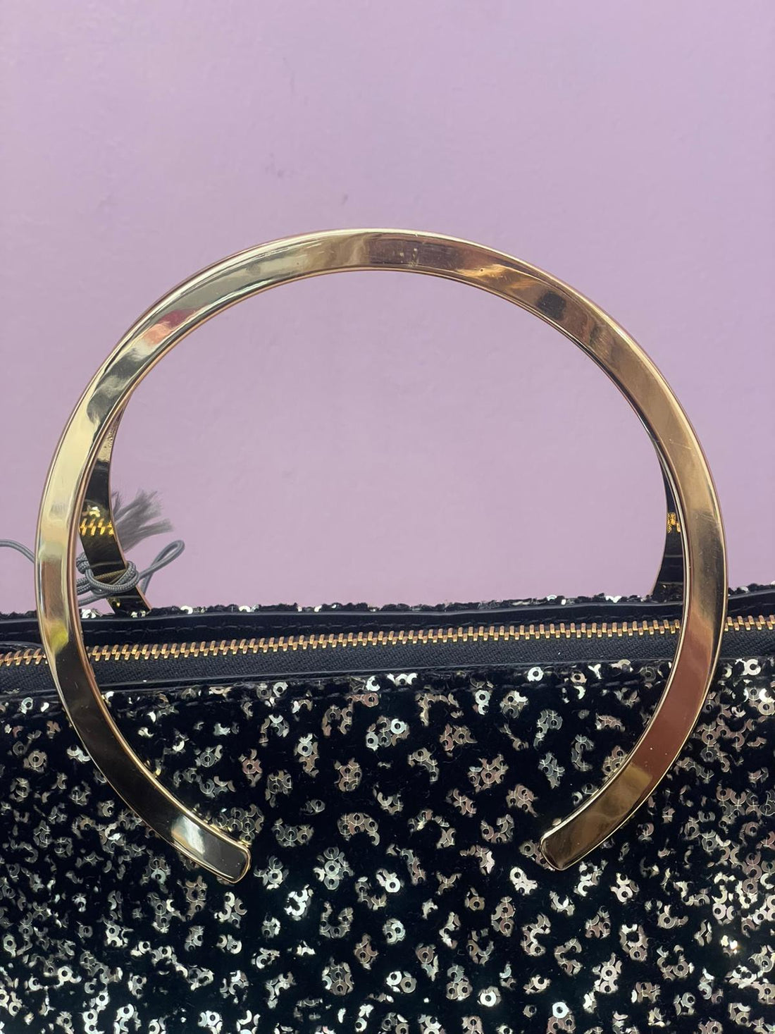 Borsa a mano Alberta Ferretti in velluto nero con paillettes oro