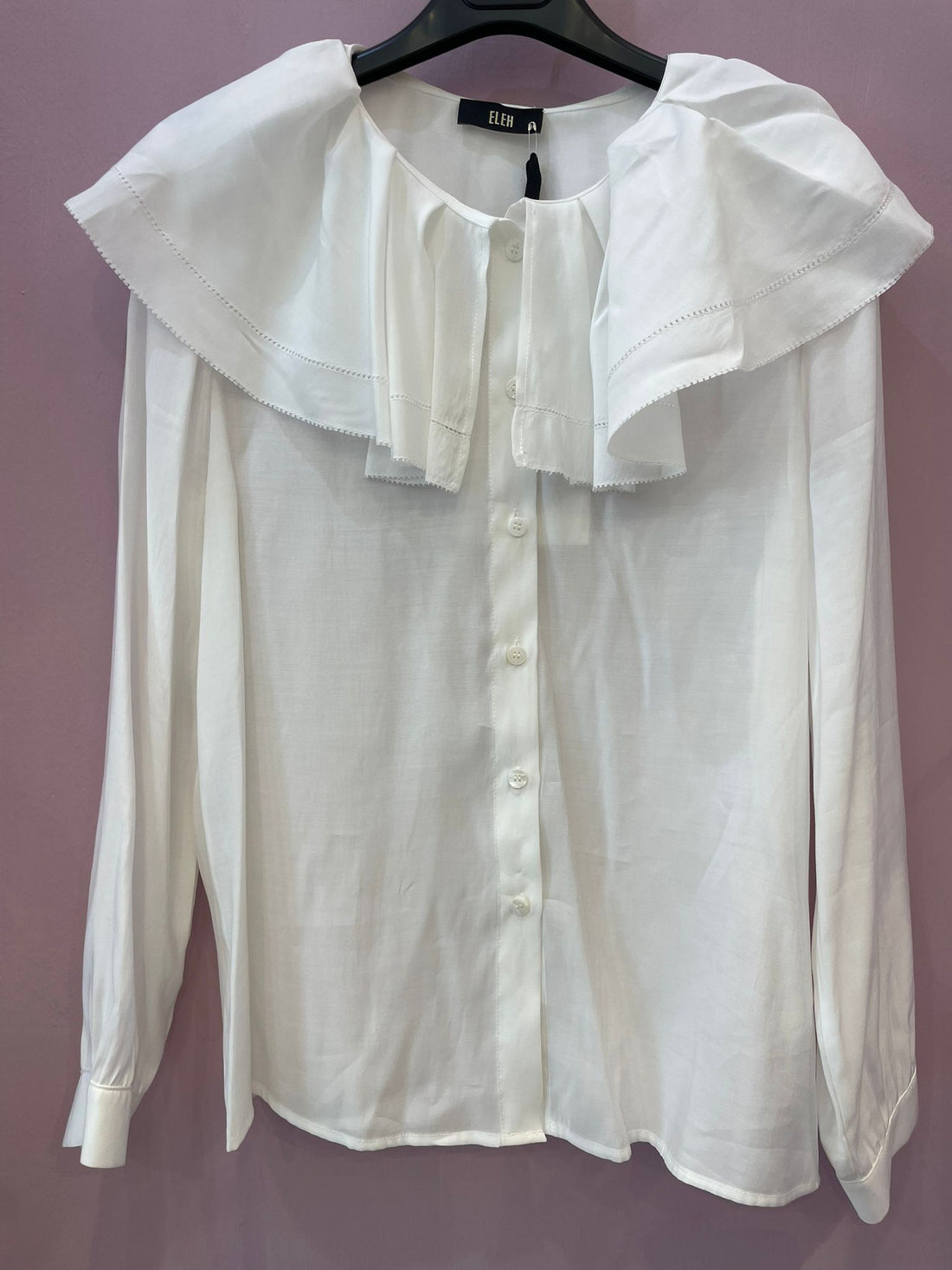 Camicia ELEH  bianca con collo ampio bordino effetto ricamo