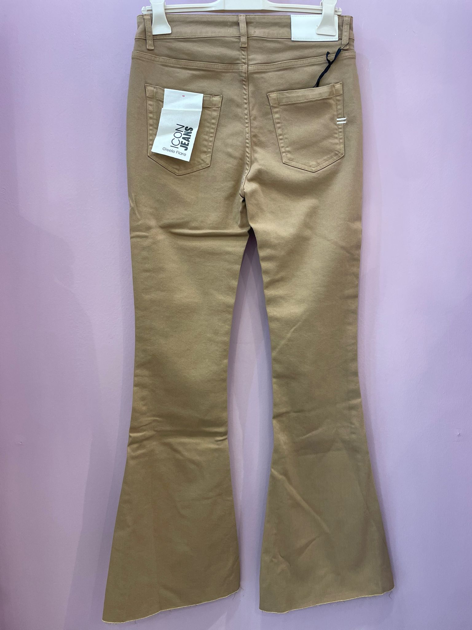 Jeans a zampa Vicolo color cammello