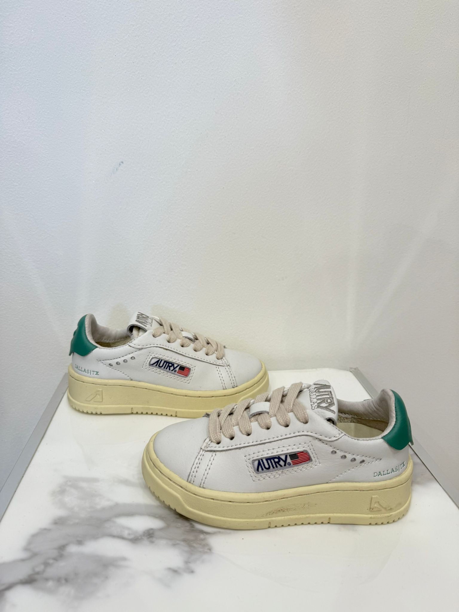 Sneakers AUTRY Dallas TX
