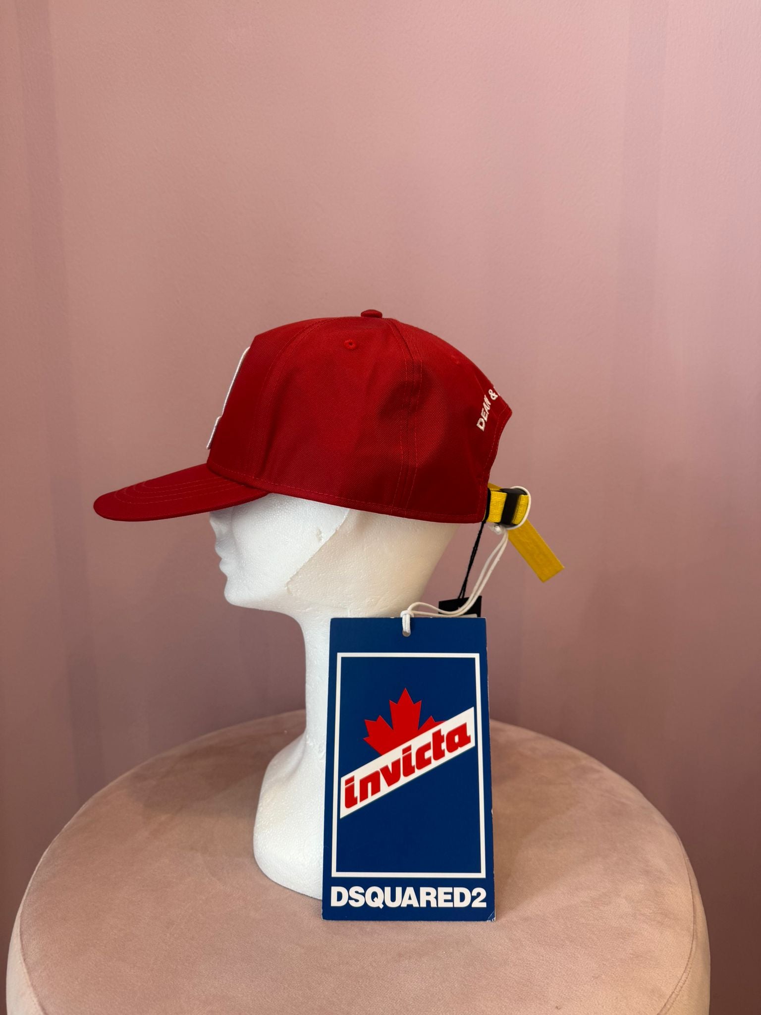 Cappello Invicta Dsquared2