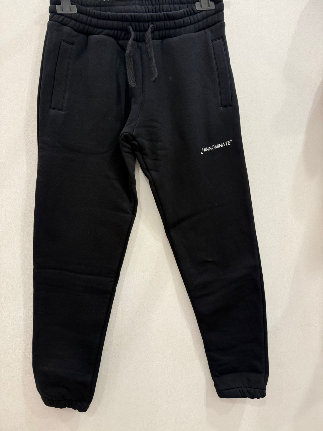 Pantalone Hinnominate
